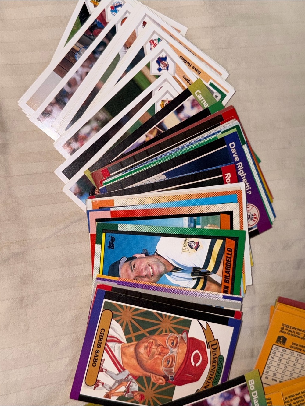 Box of Assorted vintage trading cards - Picture 3 of 9